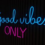 Good vibes ONLY - Neon LED Classic